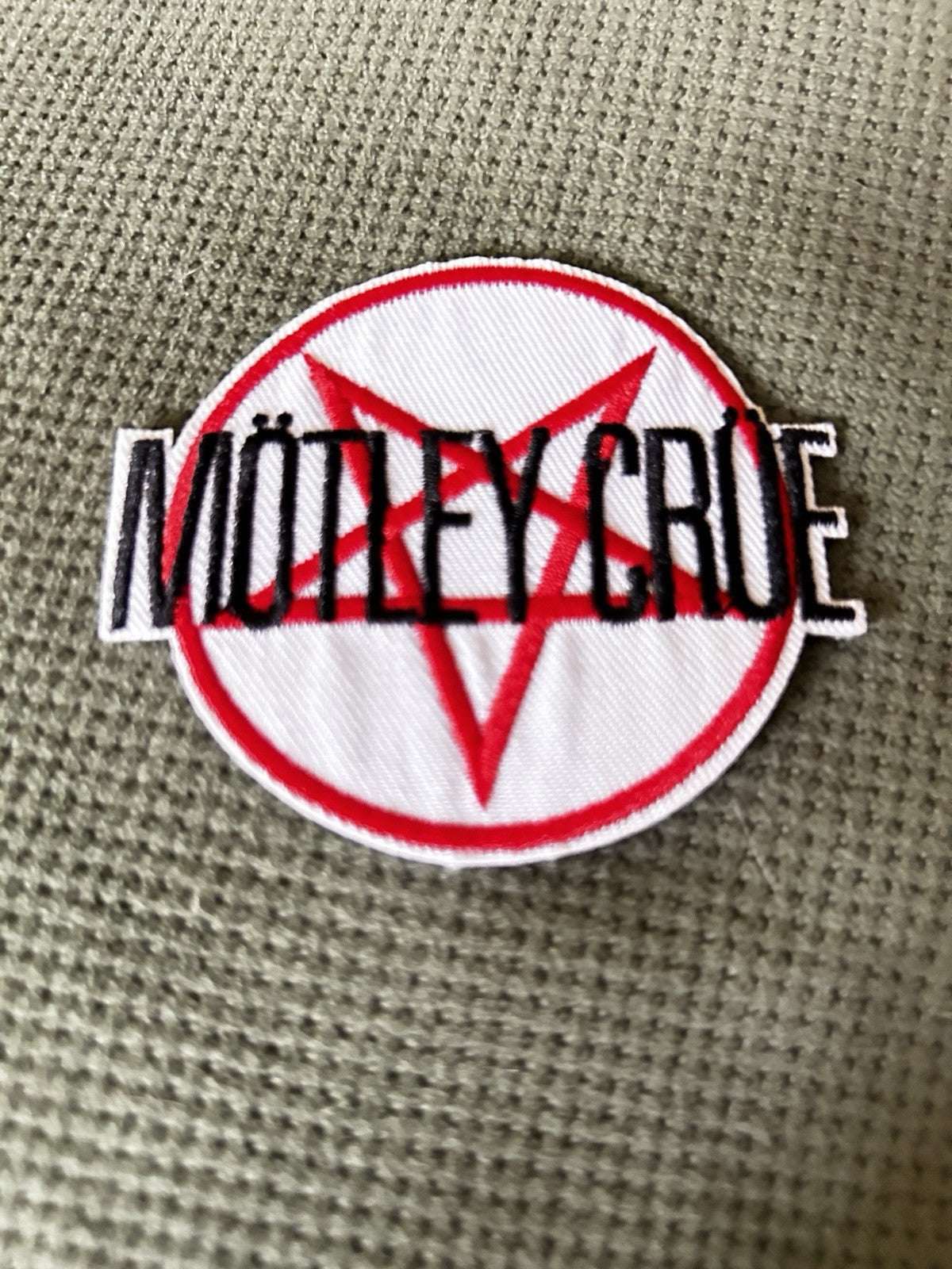 Motley Crue Music Rock Band iron-on 3.25-inch round concert patch