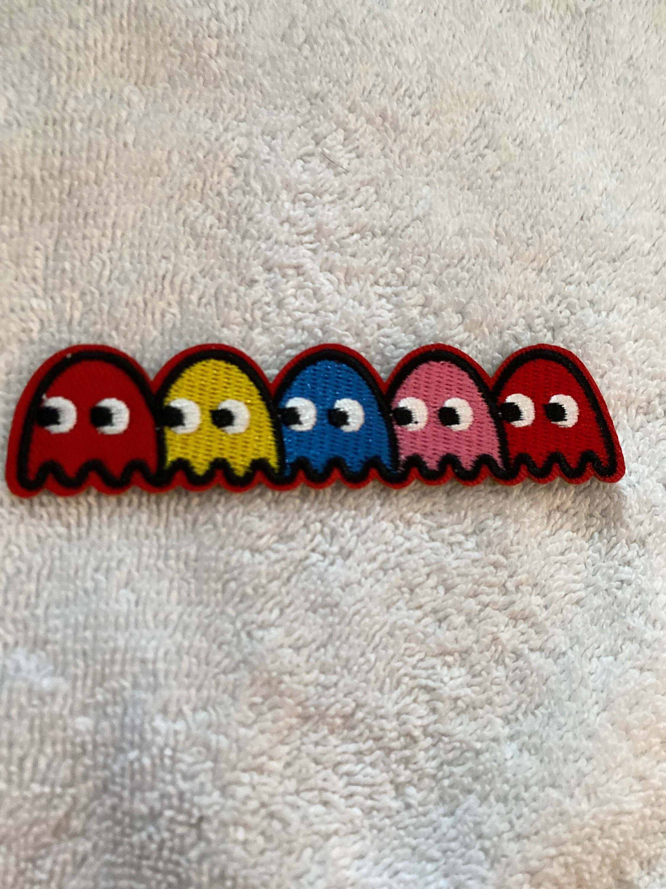 Retro Pac-Man Embroidered Iron On Patch – Classic Arcade Game Character, Vintage Style